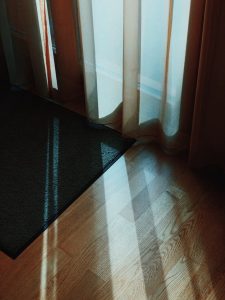 Laminate vs Carpet Flooring